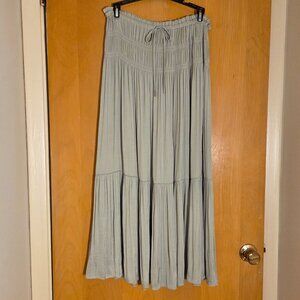 Maison d' Amelie Crinkle Tiered Maxi Skirt Womens M Pistachio Green Slinky Satin